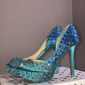 Giani Bini size 6 gorgeous heels